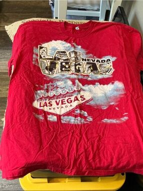Alstyle Red Las Vegas Graphic Tee Size 2XL